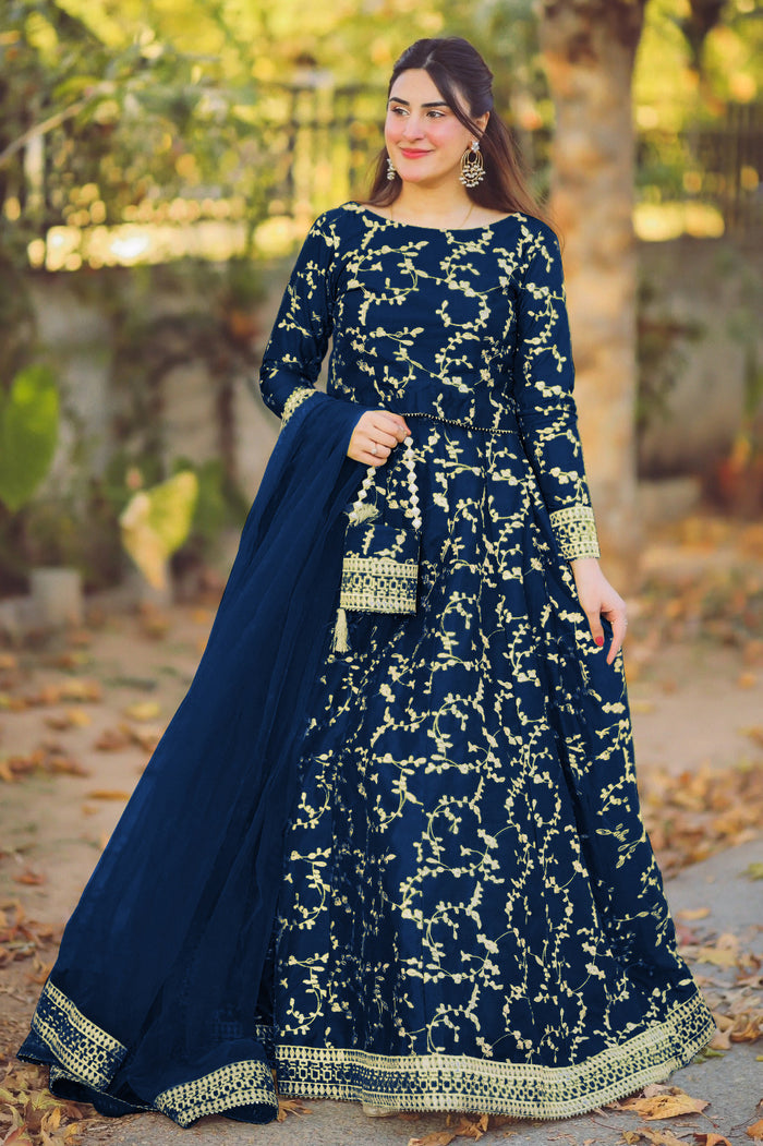 Embroidered Lehenga Choli 3pcs Set With Hand Bag