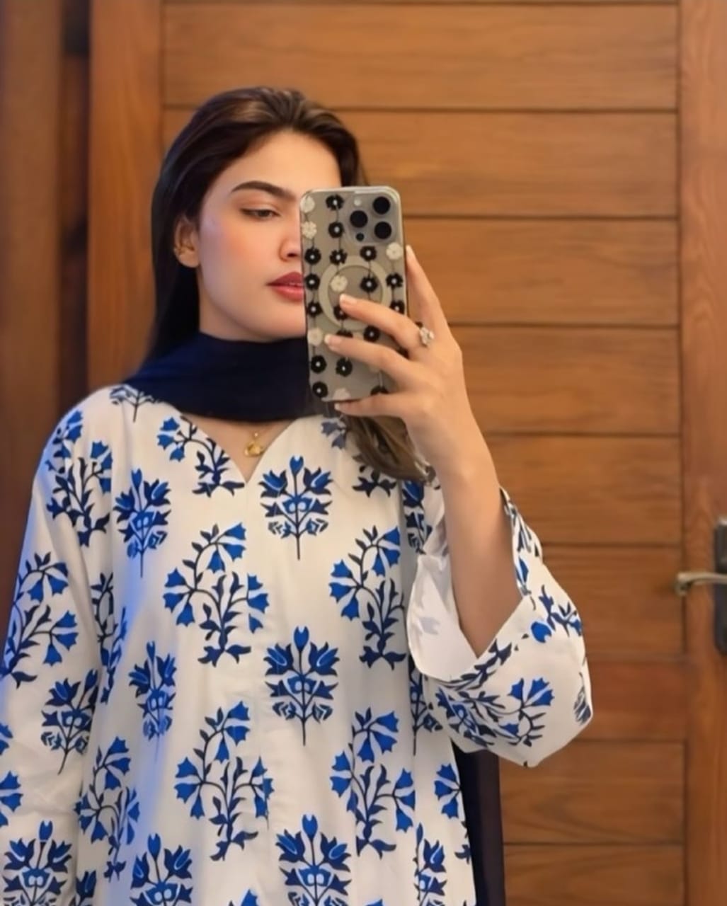 Patel Flower Lawn 2pc Suit