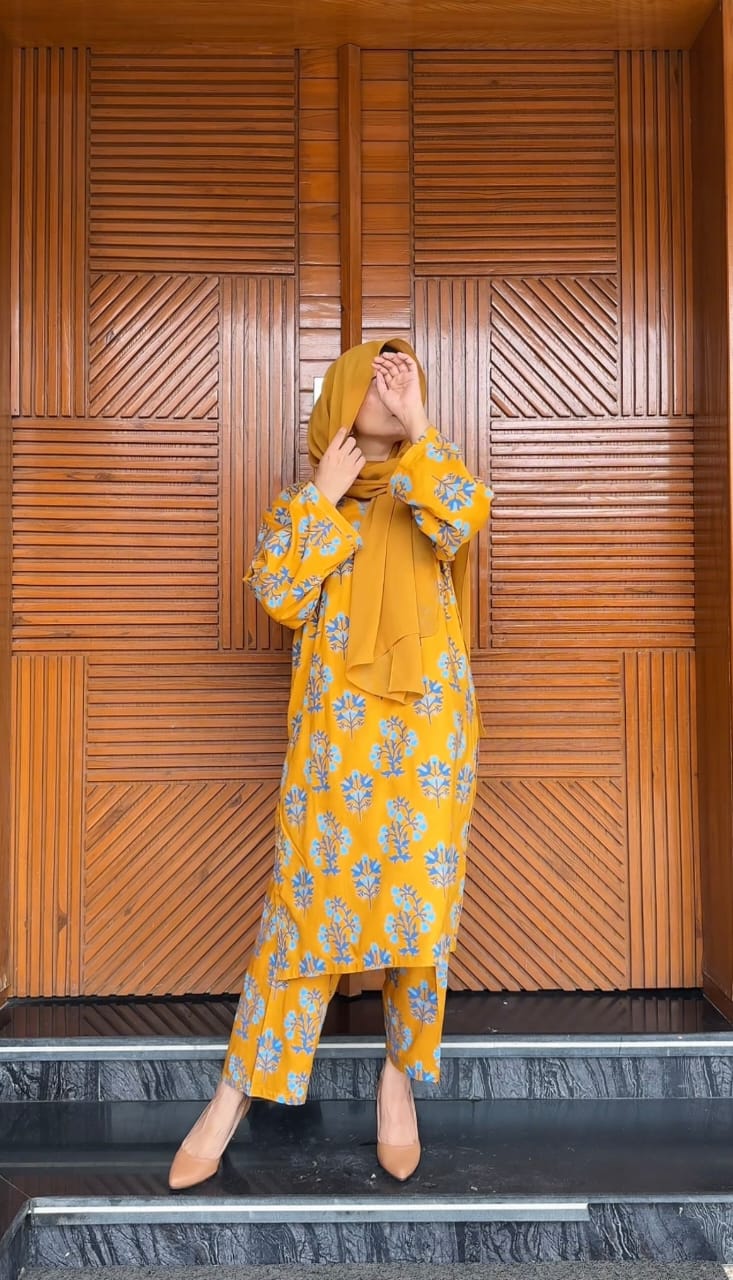 Patel Flower Lawn 2pc Suit