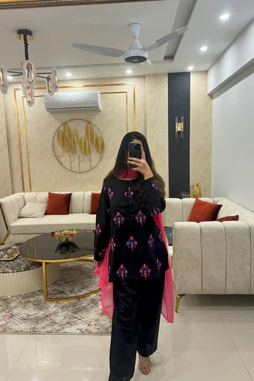 Black Blossom Printed 2Pc Suit