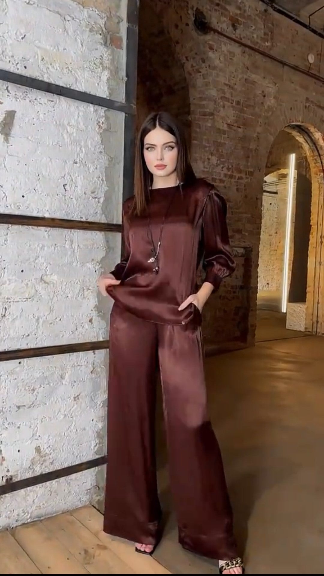 Back Drape Beauty Shamooz Slik Western Co-Ord Set