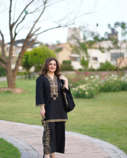 Lawn 2Pcs Suit Set With Hand Bag