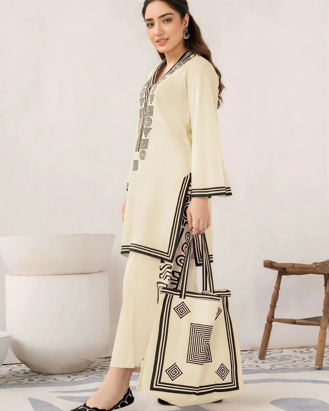 Lawn 2Pcs Suit Set With Hand Bag