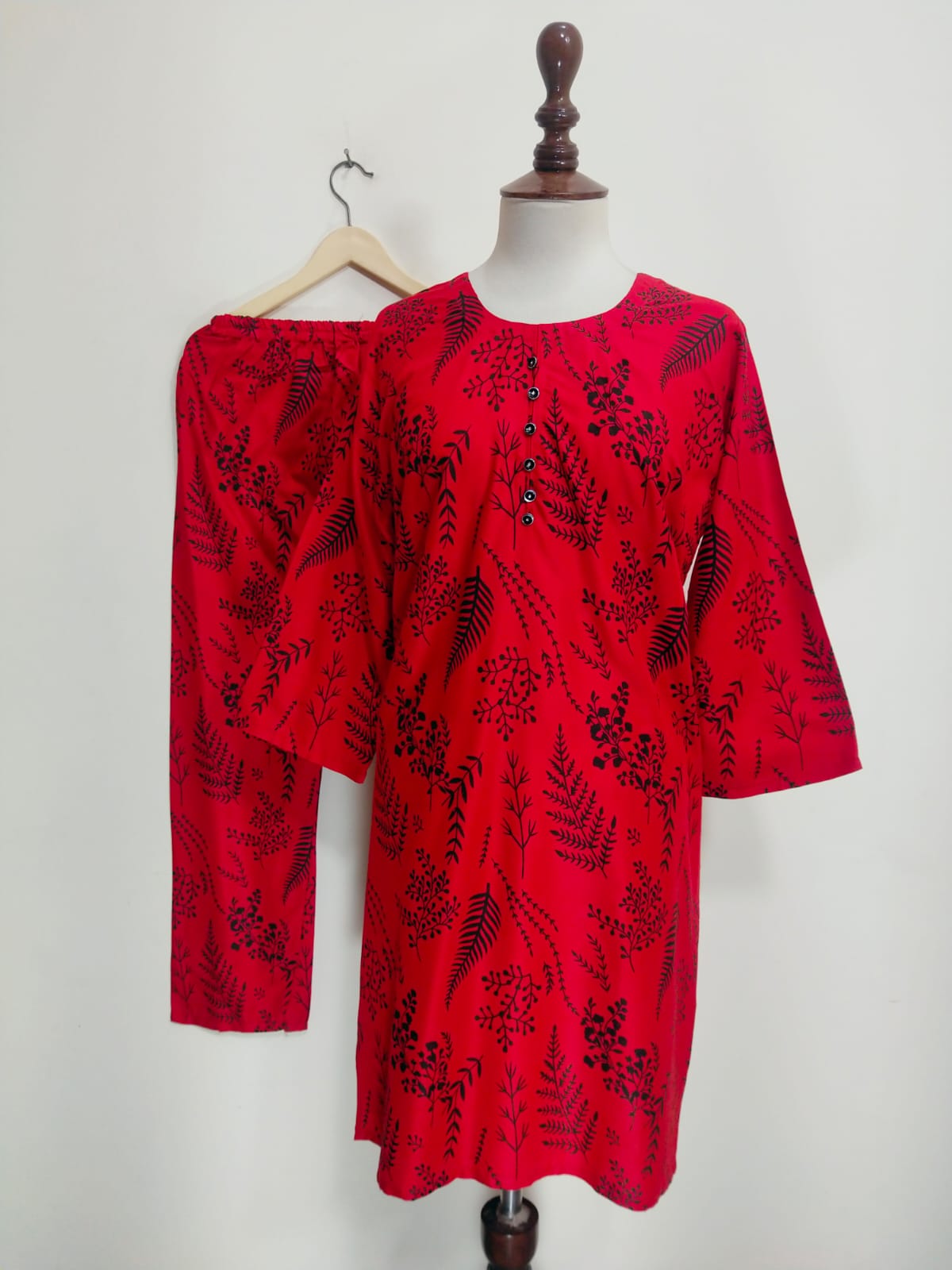 Peacock Design 2pcs suit stitch suit